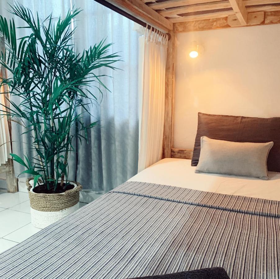 Surfers House Ξενοδοχείο Kuta Lombok Εξωτερικό φωτογραφία